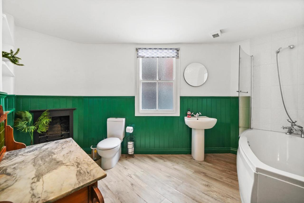 Harbourside Heaven In Bristol Apartment Exterior photo